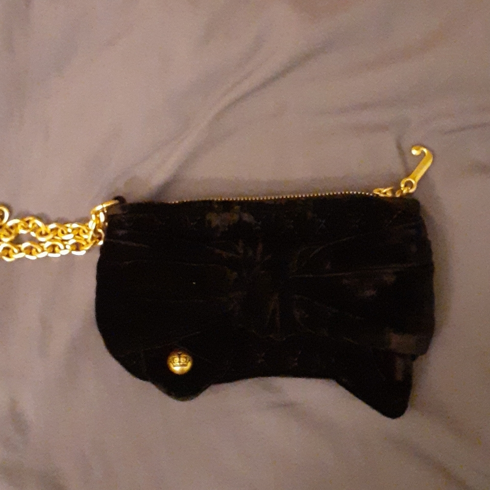 Juicy Couture quilted wristlet